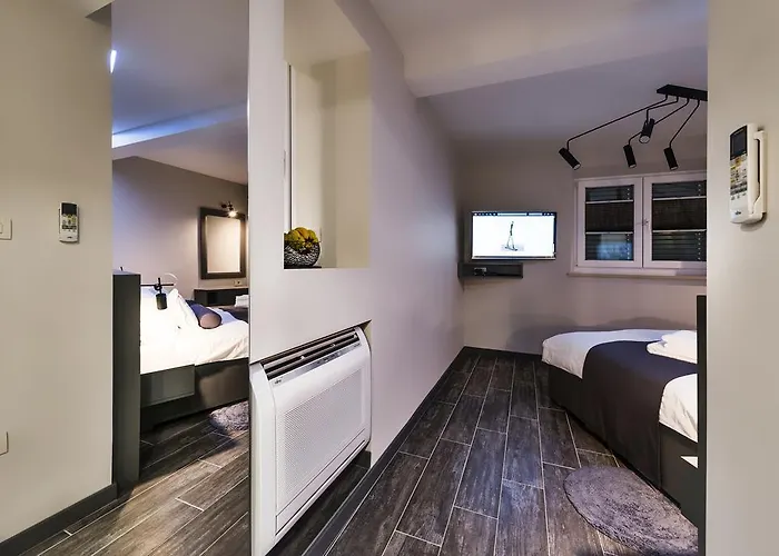 Guest house Piazzetta Marina Zadar