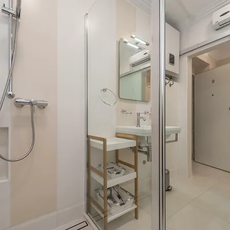 Piazzetta Marina Задар