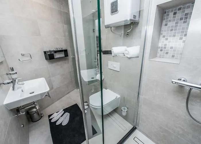 Piazzetta Marina Задар